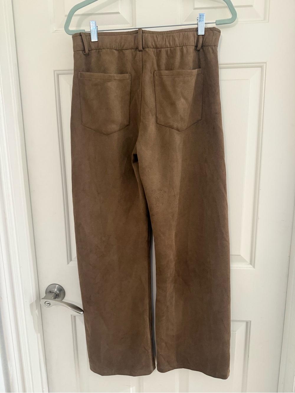 LIONESS Dusty faux suede pants slight barrel - Picture 4 of 14